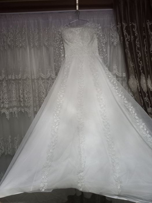 To'y libosi Aformada razmer 48 56gacha