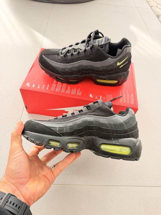 Nike Air Max 95 Black Smoke Volt