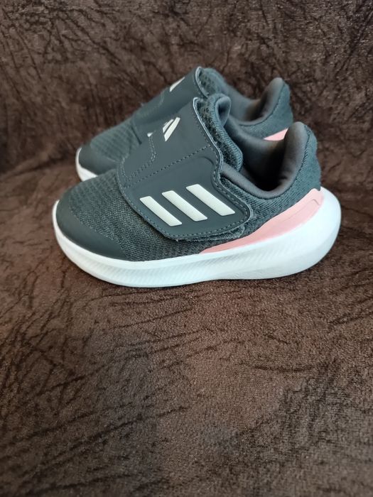 Бебешки маратонки Адидас