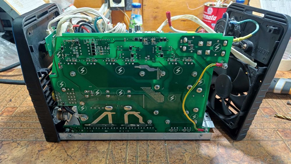 Инверторен електрожен с функция аргон REDCO ASTRA 200 (200 реални А.)