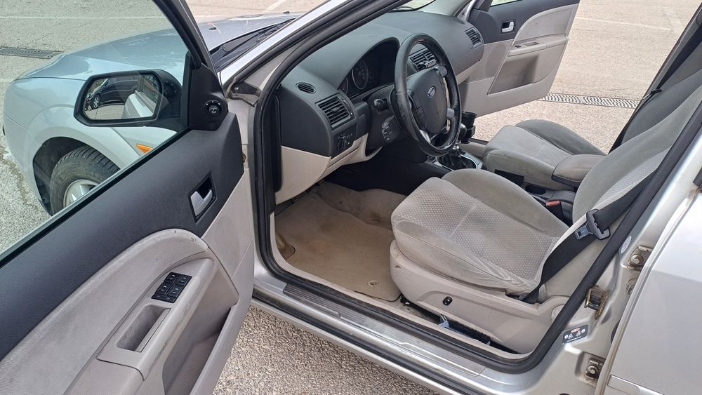 Ford Mondeo Chiya	2.0 16V TDCi  115 к.с.- дизел 12.2001г.