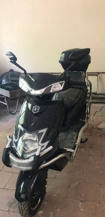 Ko'p yurmagan skuter srochna sotiladi