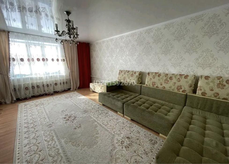 Продается просторный 2-х этажный дом