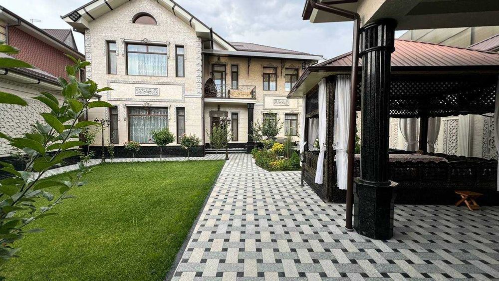 Продаётся отличный дом на 6.5 сотках в Ракате. Мона ресторан. Яккасар