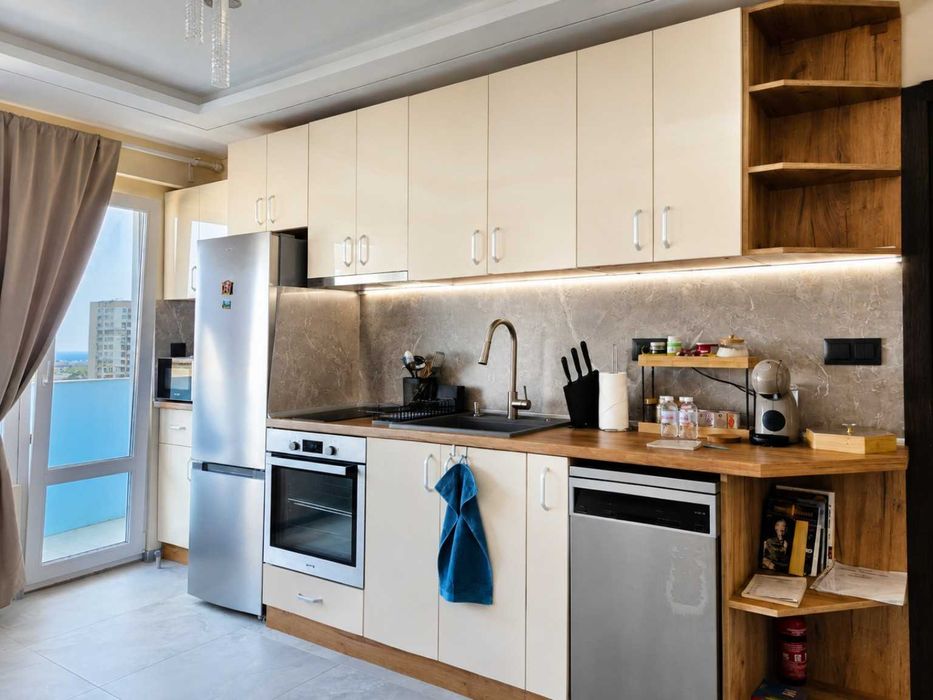 Уютен апартамент с морска гледка във Варна Mir Cozy Apartment
