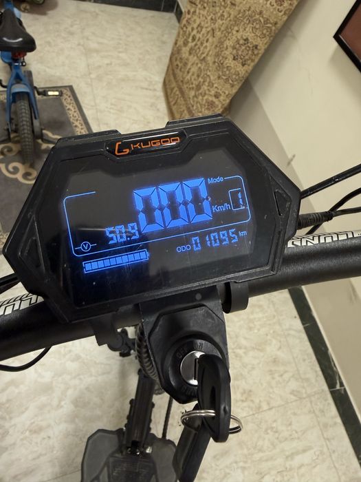 Kugoo M5 PRO электросамокат