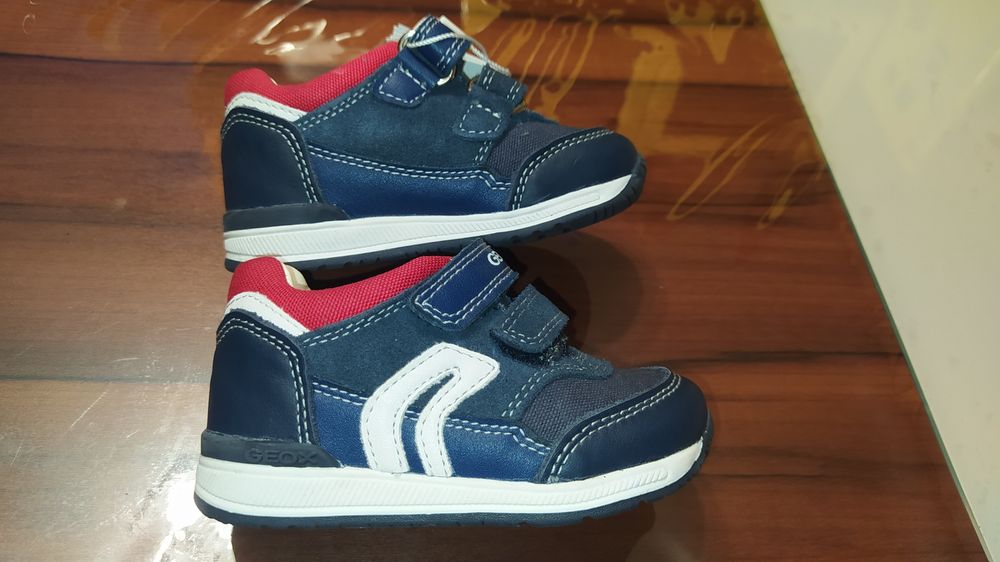 Кроссовки Geox для малышей