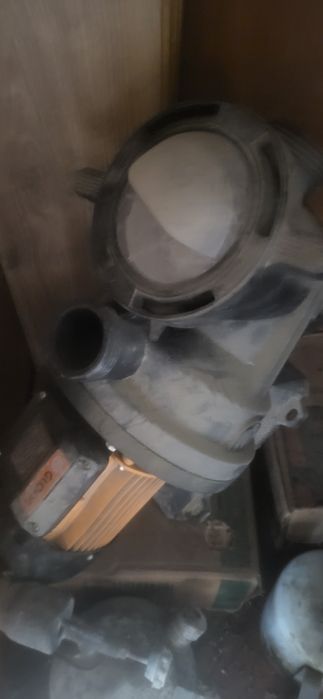 Насос для бассейна