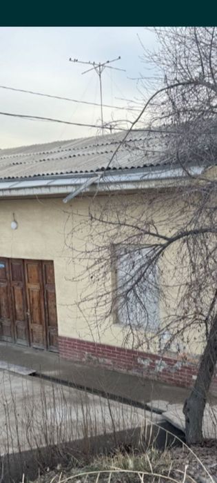 Toshmi postidan kirganda insitdan otkanda masjid yonida