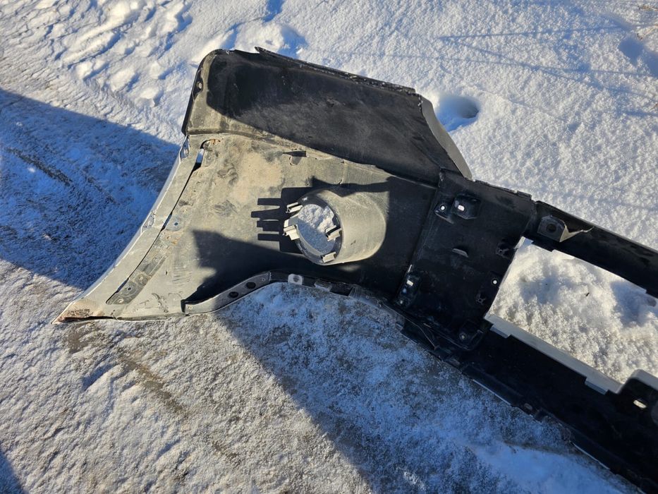 Бампер передний мицубиси паджеро