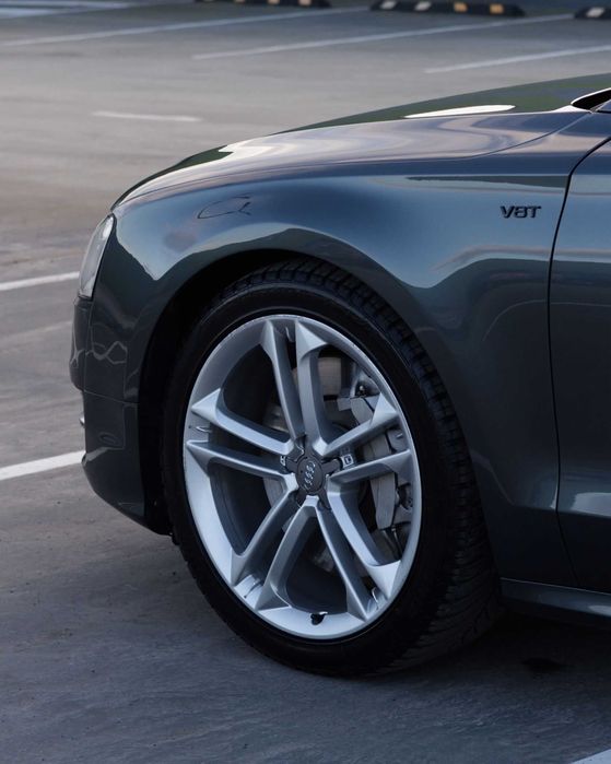 Audi A8 S8 4.0 TFSI ZF8HP Impecabilă  kilometri reali fara daune