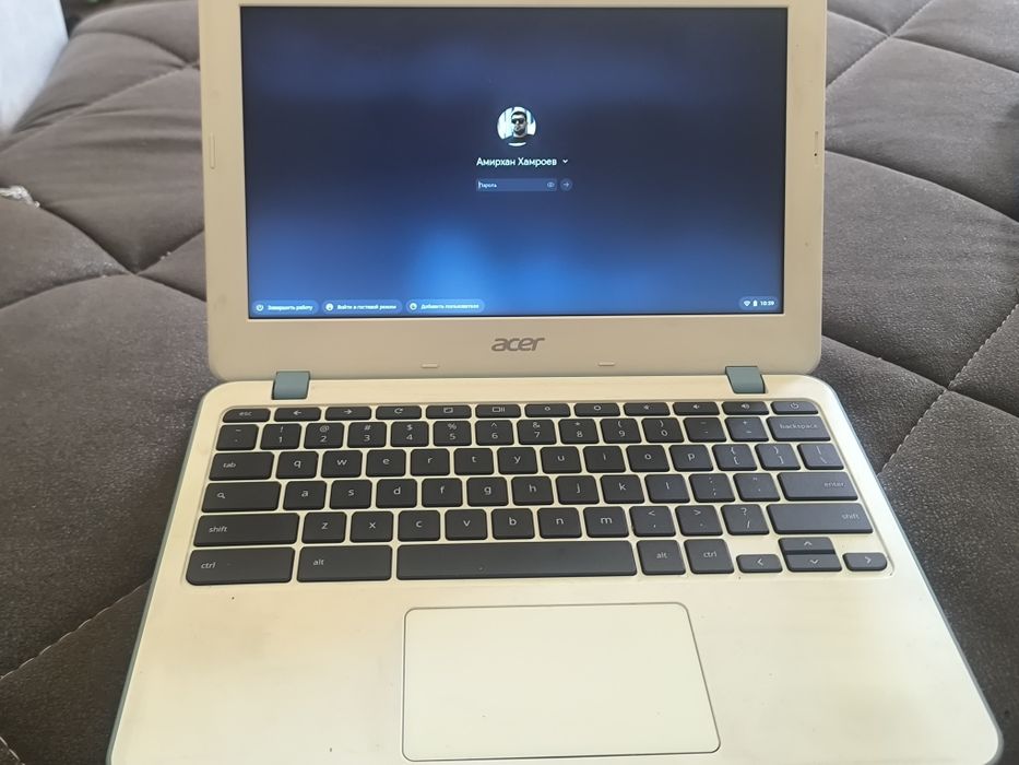 Acer mini notebook
