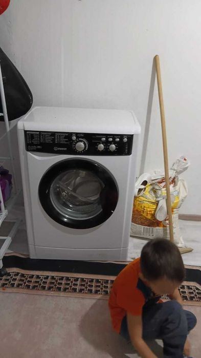 Продам стиральную машинку автомат