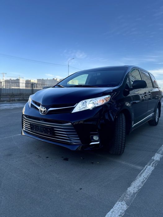 Сдам в аренду Toyota Sienna