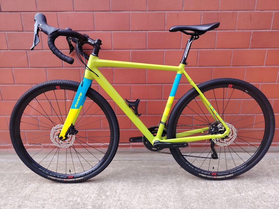 Bicicleta Gravel Stans / Shimano GRX 2 x 10 / Frane Hidraulice grx