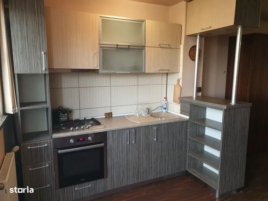 Garsoniera  noua, , Diham basarabia muncii