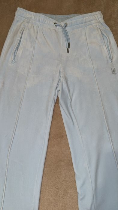 pantaloni Juicy Couture XS purtati de cateva ori 400 lei negociabil