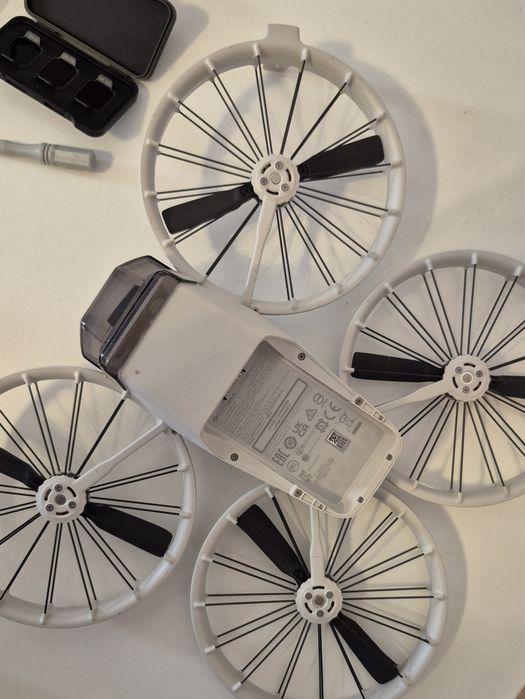 Дрон Dji Flip fly more combo