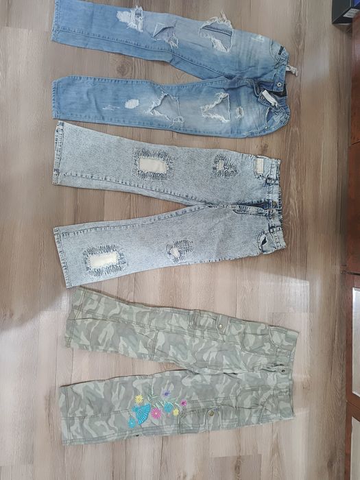 Продам модные джинсы