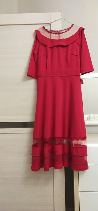 Продам платье в хорошем состоянии