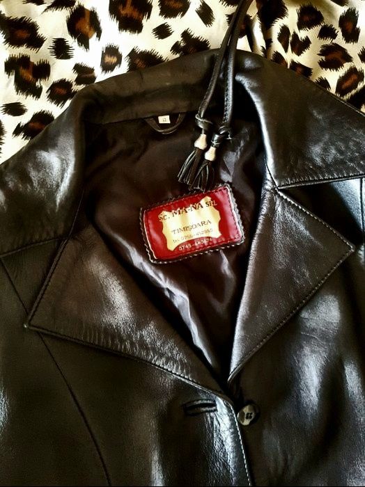 Haina din piele naturala lunga,  de dama