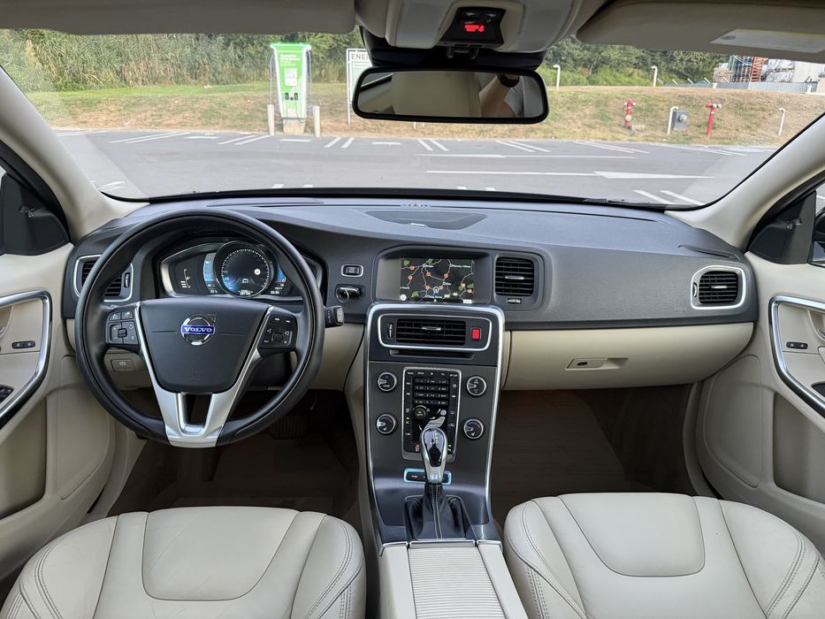 Volvo V60  Plug In Hibryd 5 Cilindrii  Trapa Webasto Distronic Bliss