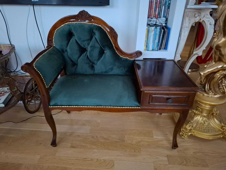 Băncuță în stil baroc