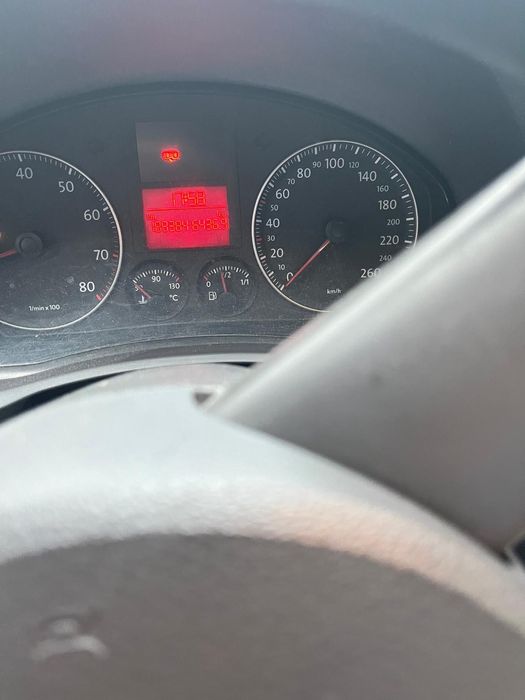 De vânzare golf 5  fsi motor 1,6