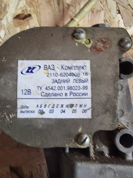 Задний левый стеклоподъемник ваз 2110