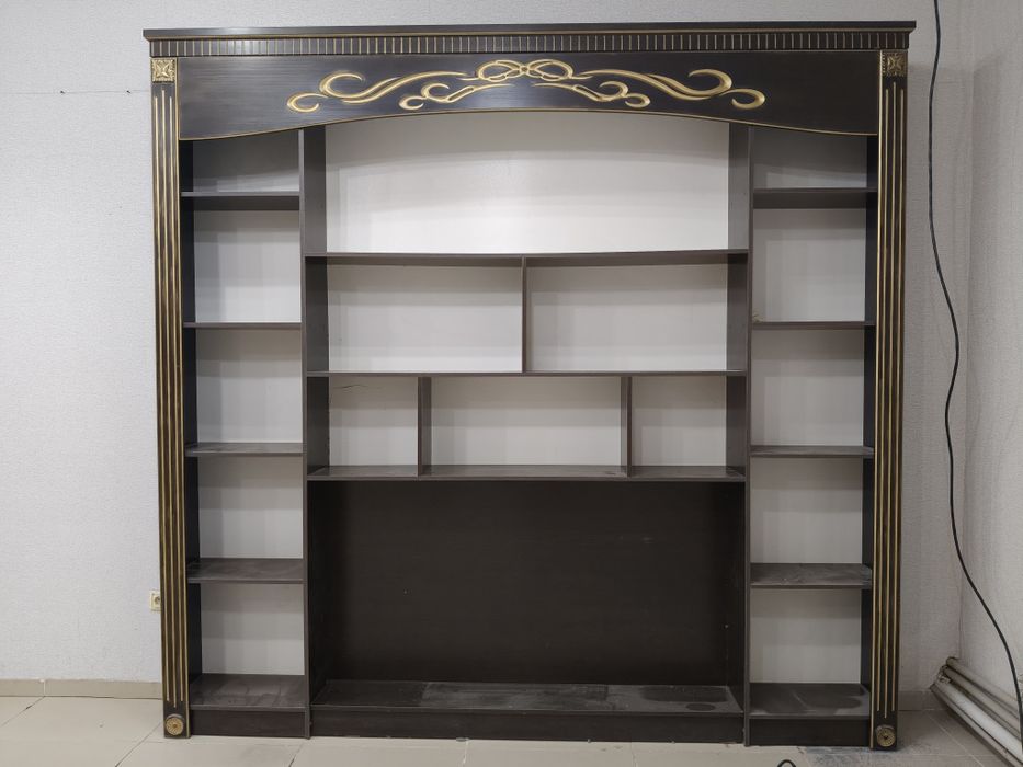 Шкаф для дома или офиса