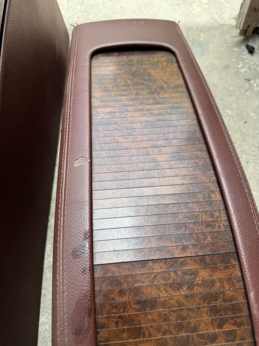 Червен преден и заден подлакътник за Mercedes CLS W219