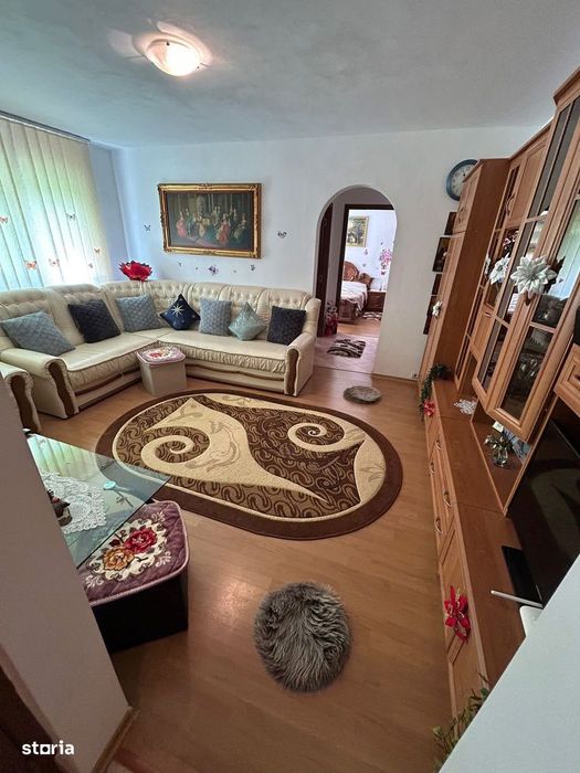 De vanzare apartament 2 camere, zona Cresei de Copii,mobilat, utilat
