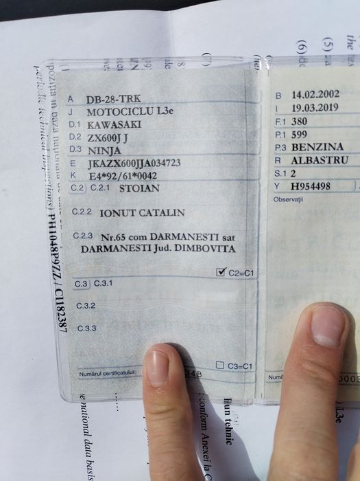 Se vinde Kawasaki  ninja zx600jj