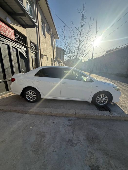 Тойота королла 2008