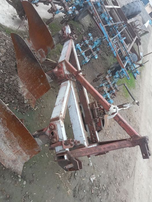 Sotiladi 1985 yil xama xujjatlari bor