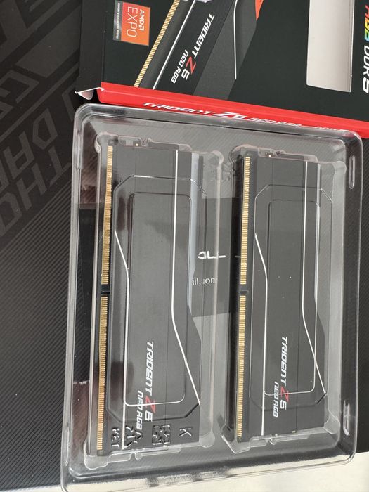 Kit placa de baza Asus X870e Hero/Gskill DDR 5 8000Mhz