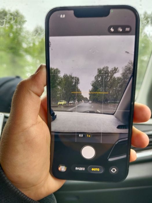 Айфон 13 в идеальном состоянии