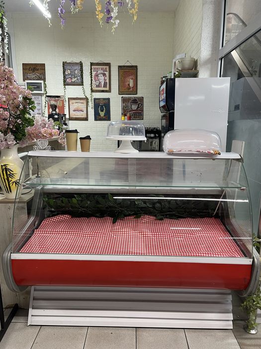 Ветринный холодильник