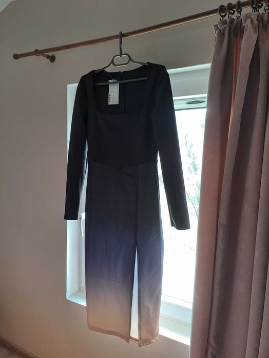 Елегантна тъмносиня преливаща рокля LALЕTO – Размер M – НОВА с етикет