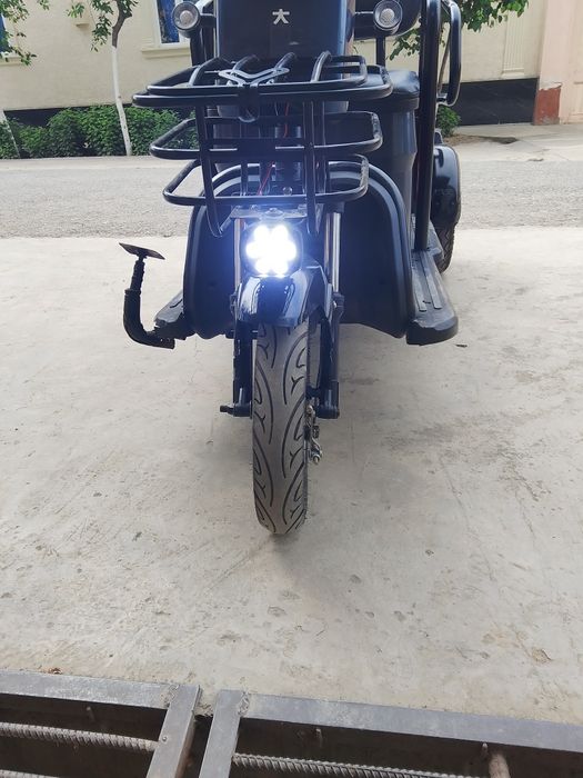 Rabochiy uch balonli skuter sotiladi
