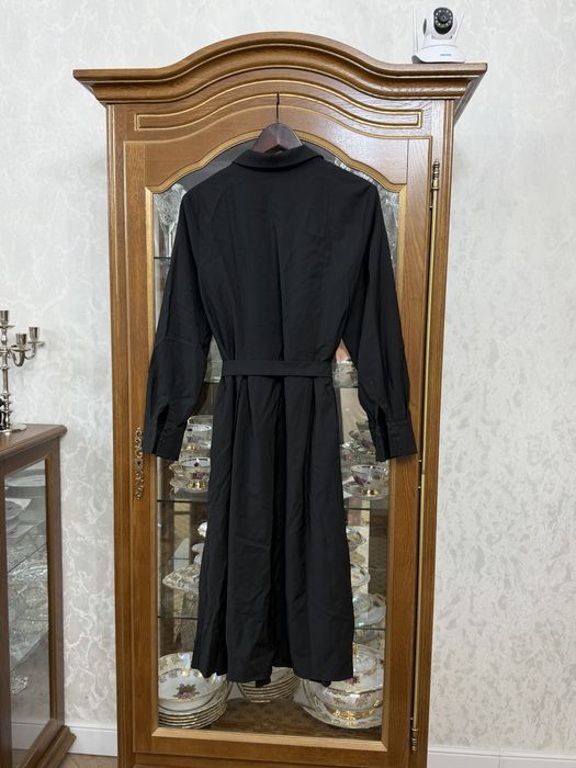 Продам платье с длинным рукавом