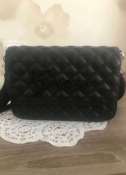 GUESS дамска чанта+портмоне