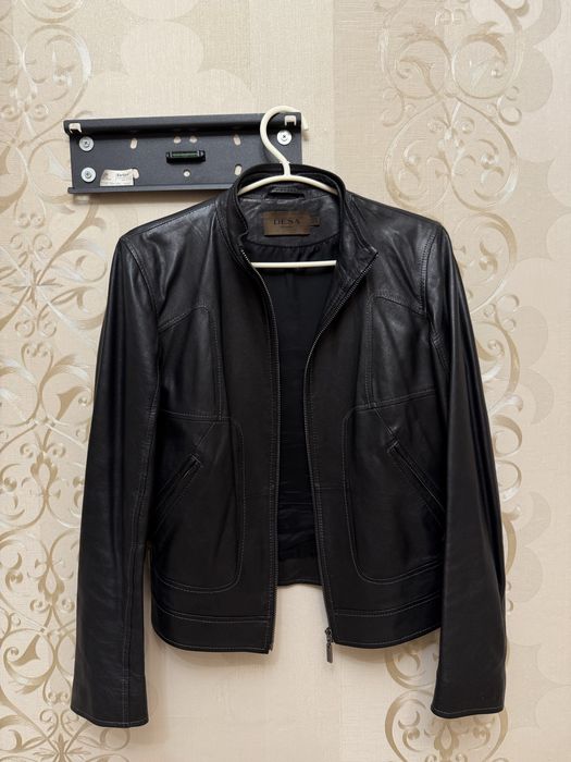Женская кожаная куртка
