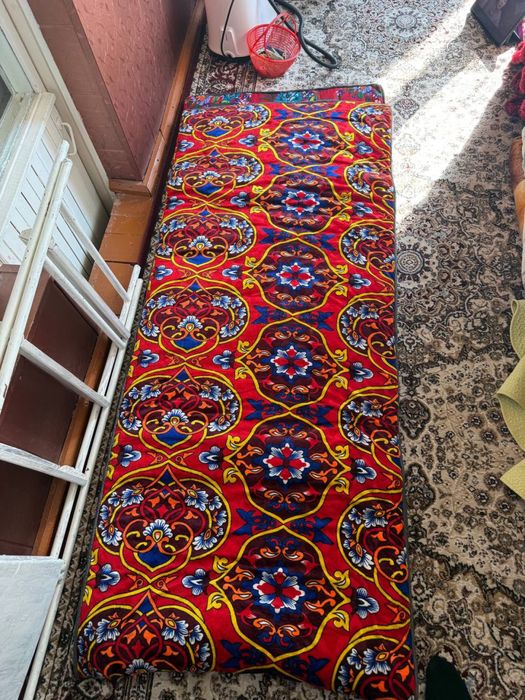 Курпача сотилади