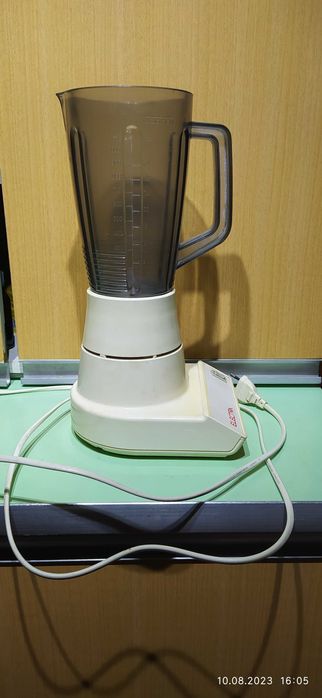 Блендер. б/у.  Нужен ремонт.