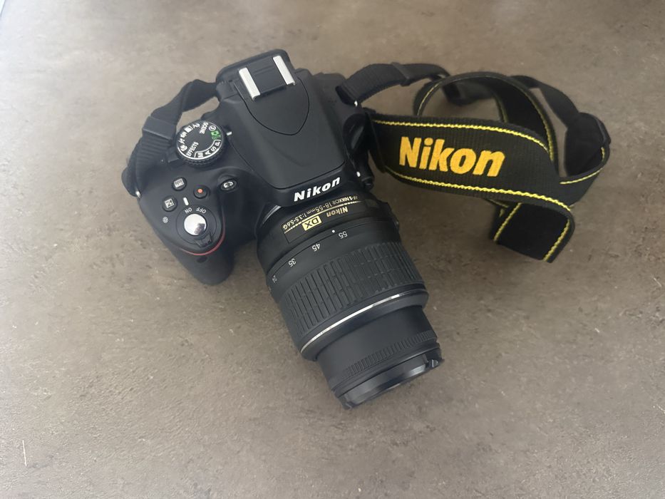 Kit DSLR Nikon D5100 + Obiectiv 18-55mm | Ca NOU, doar 2806  cadre!