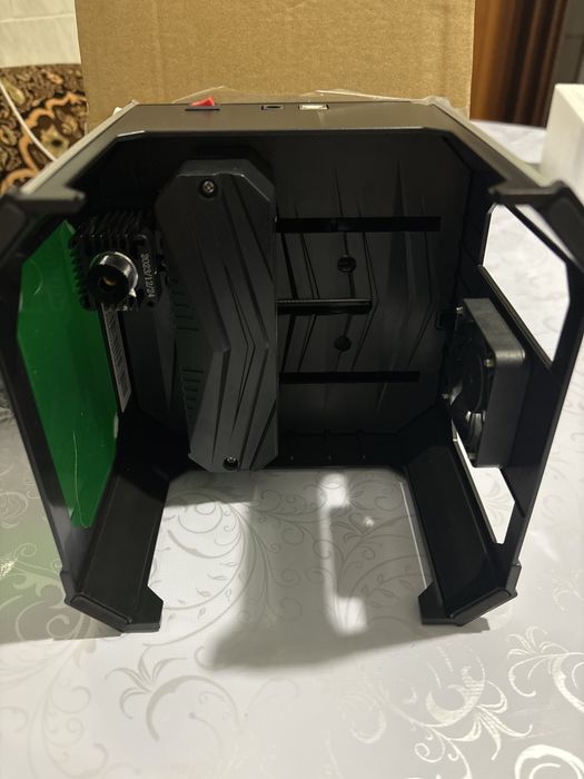 Продам лазерный принтер