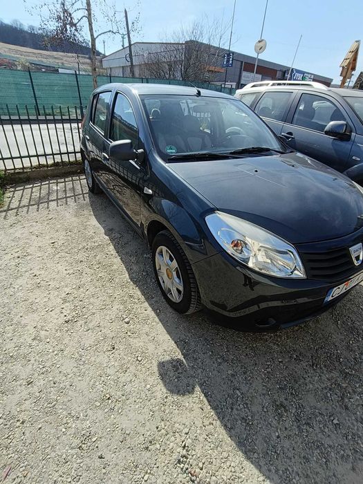 Vand Dacia Sandero , an 2008