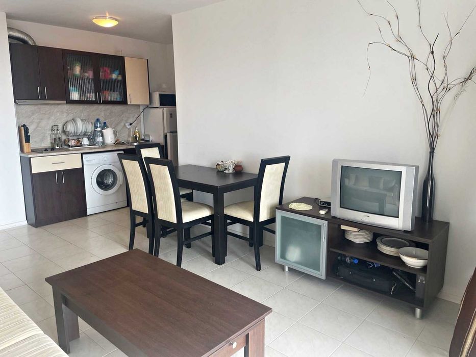 Продава се Двустаен апартамент в к.к. Слънчев бряг - 60 кв.м за 757 €/кв.м - Снимка #3