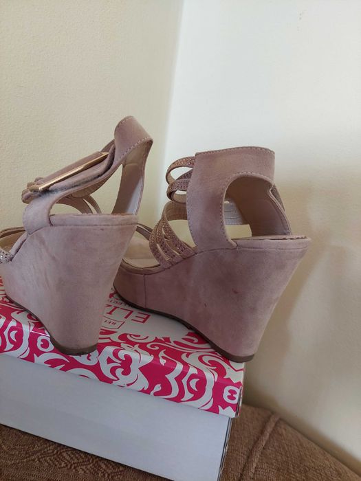 -20% САМО ДНЕС Дамски Обувки 35, 36 номер